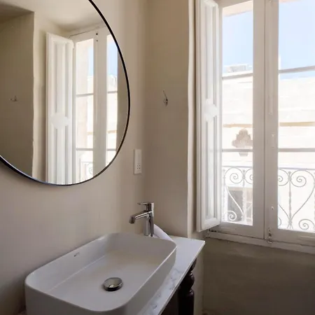 Apartment No 25 3